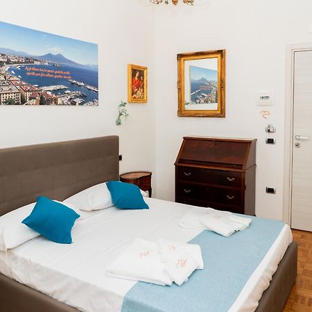 Suite Cervantes Napoli Bagian luar foto