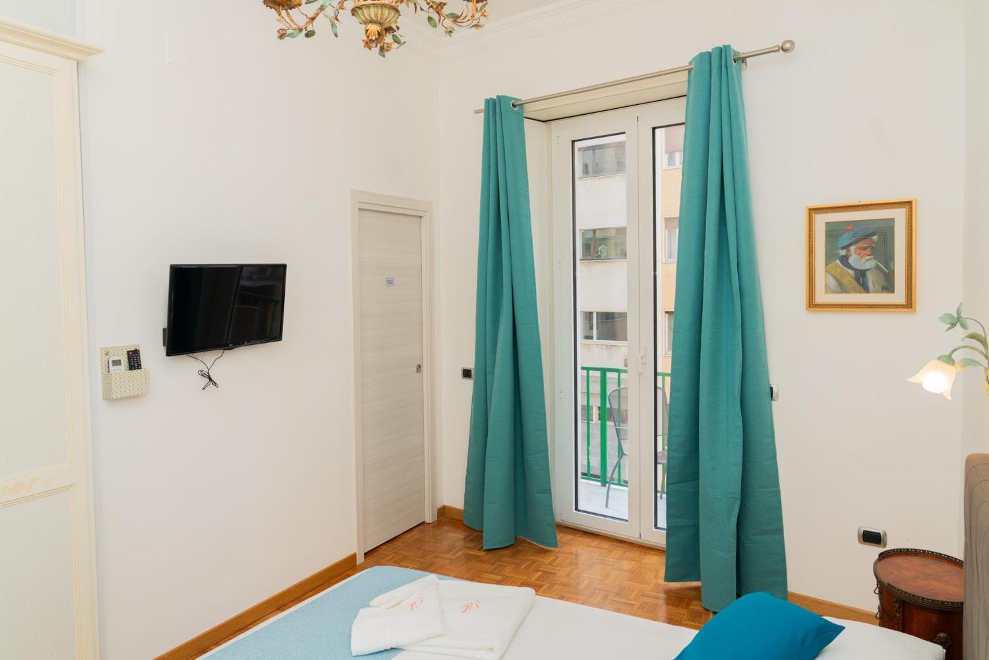 Suite Cervantes Napoli Bagian luar foto