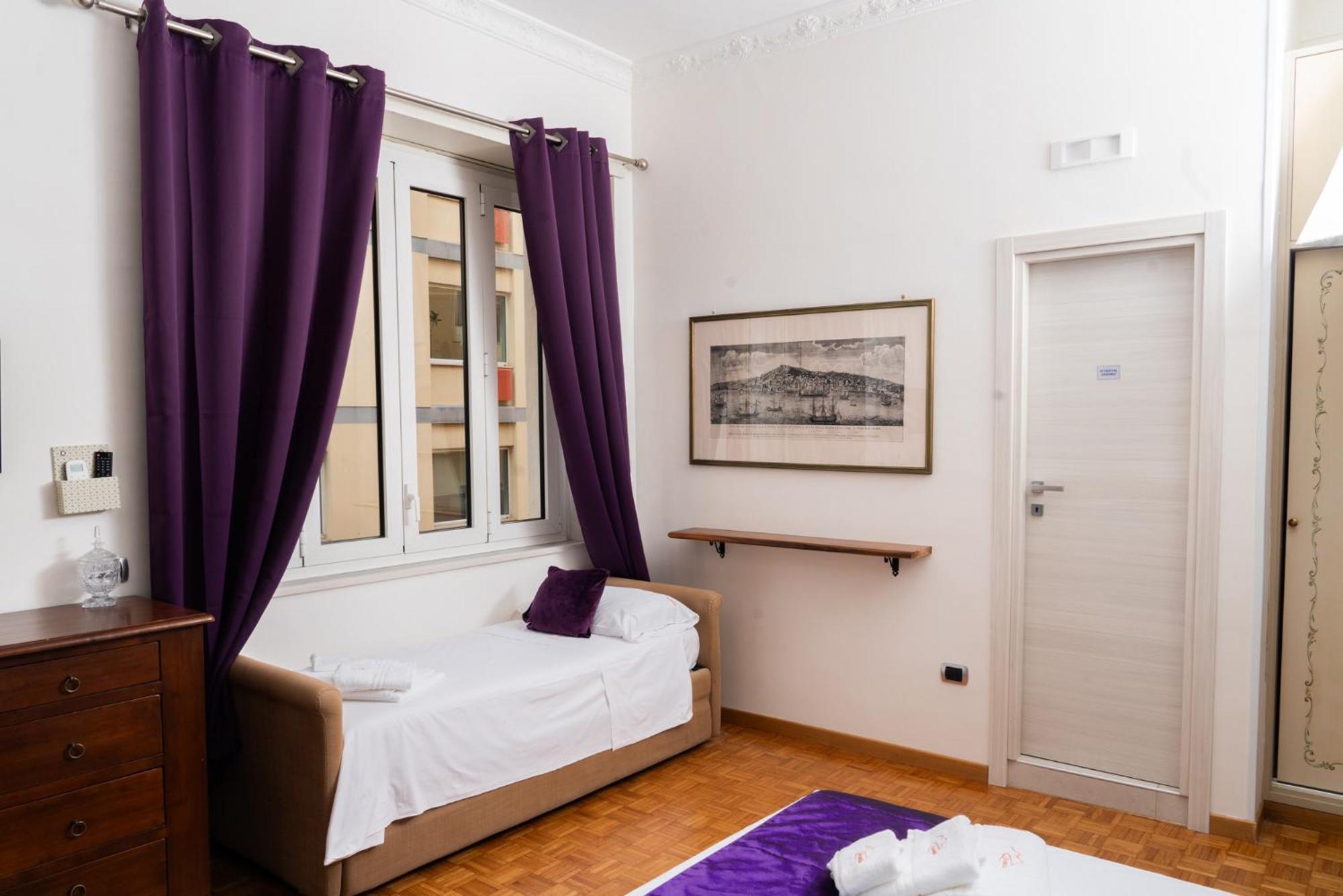 Suite Cervantes Napoli Bagian luar foto