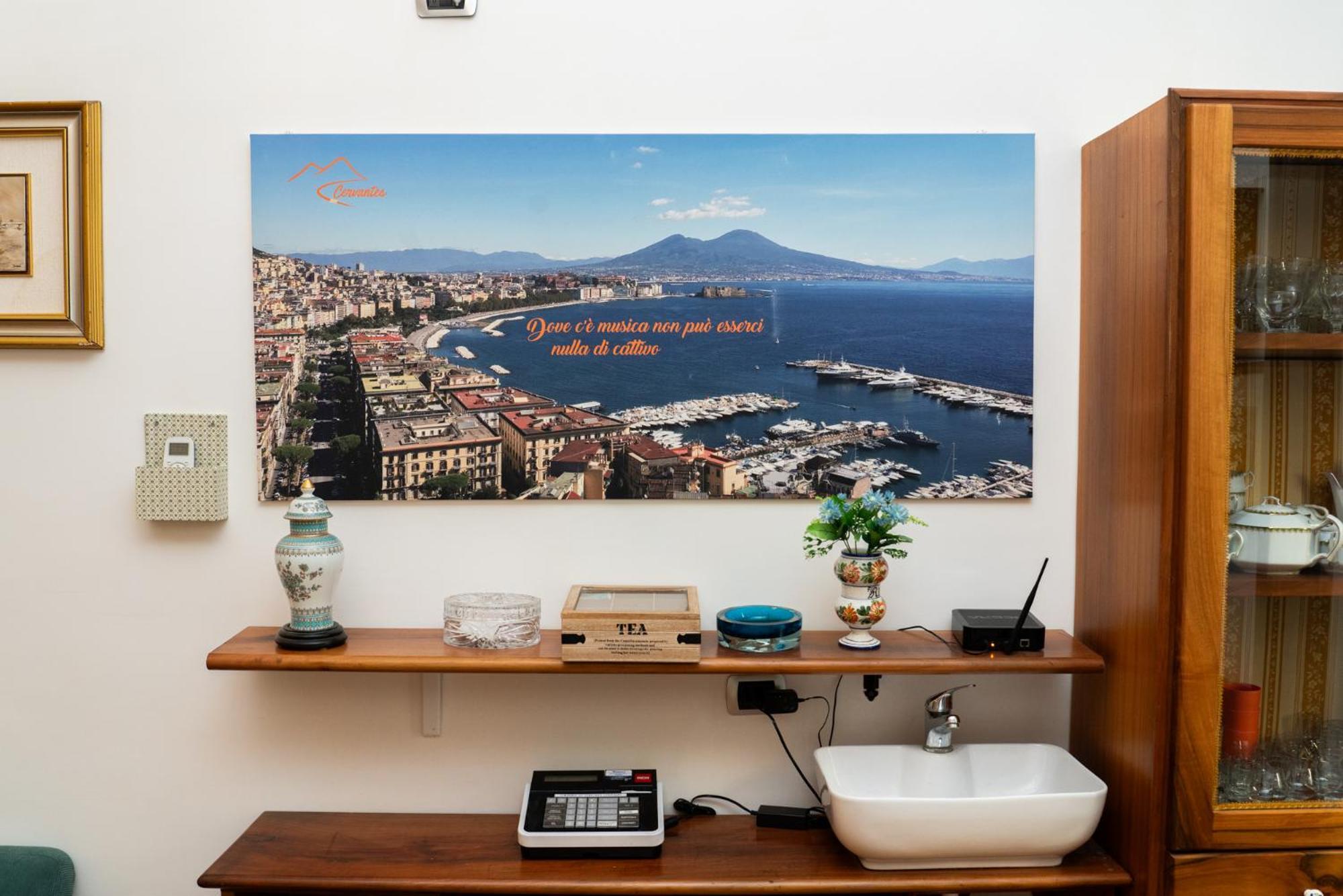 Suite Cervantes Napoli Bagian luar foto