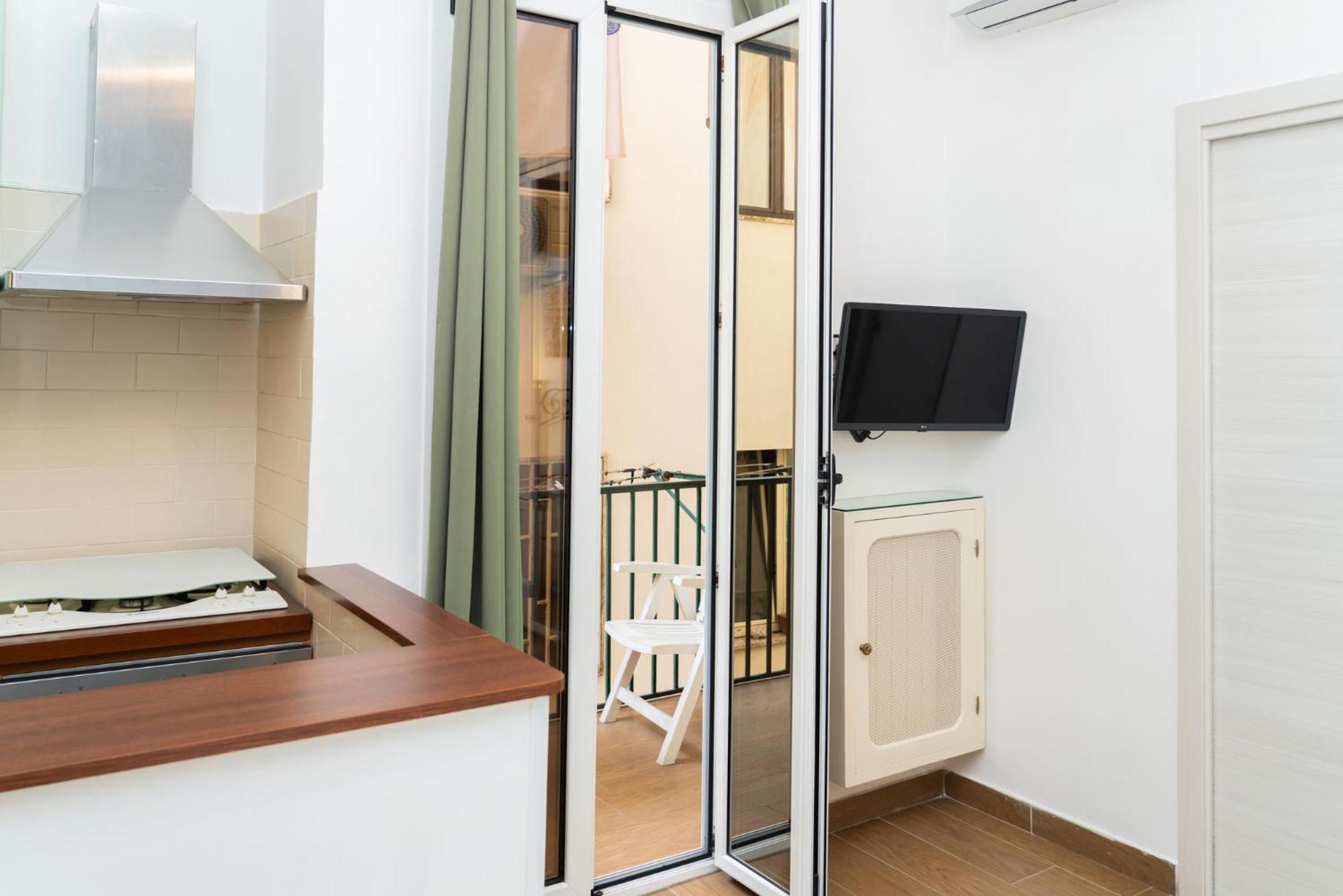 Suite Cervantes Napoli Bagian luar foto
